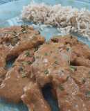 Solomillo en salsa de verduras con arroz