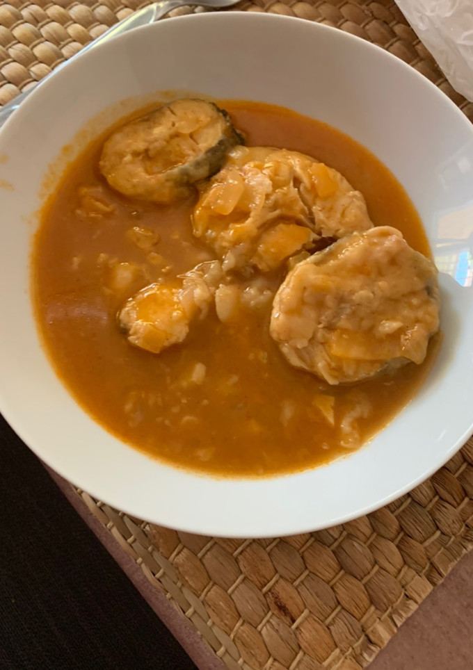 Una foto de Merluza en salsa roja