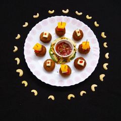 A picture of Royal Kaju Kebab.