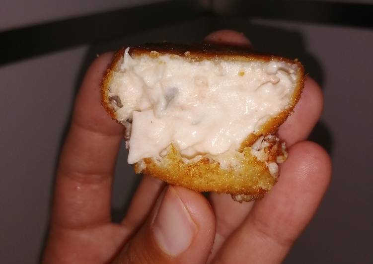 Croquetas de salmón y queso crema