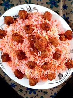 عکسی از دستور سماق پلو با گوشت چرخ کرده