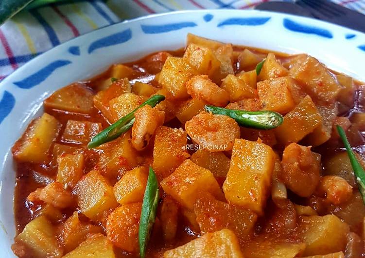 Bagaimana Menyiapkan Sambel Goreng Kentang, Lezat Sekali