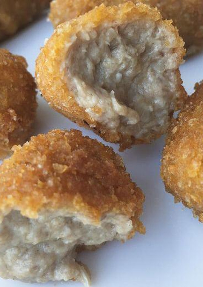 Una foto de Croquetes d'ànec rostit amb peres i pinyons 🍐