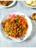 Mie Aceh (Daging Sapi Daun Gingseng Udang)