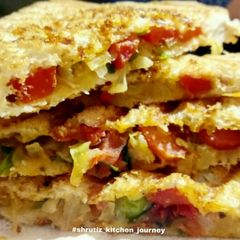 A picture of Cheesy veggie grilled sandwich.