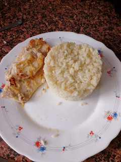 Una foto de Arroz con Caldo de Pollo