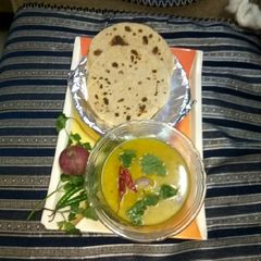A picture of Roti from wheat flour.