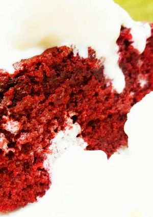 A picture of Red velvet cupcakes.
