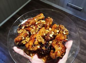 Hình của món Đùi Gà Sốt Mắm Tỏi đơn giản với NCKD.