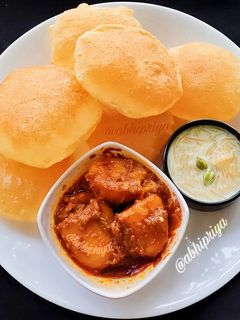 কাশ্মীরি আলুর দম (kashmiri aloor dum recipe in Bengali) রেসিপির প্রধান ছবি