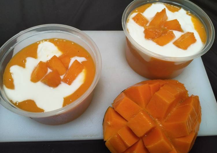 Bagaimana Menyiapkan King Mango Yoghurt yang Bisa Manjain Lidah
