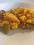 Arroz con solomillo de pollo y habas a la soja