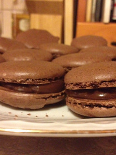 Francia csokoládés macaron recept fotója