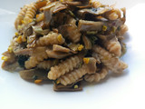 Cavatelli freschi con carciofi e pistacchio