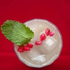 A picture of Cucumber pomegranate punch.