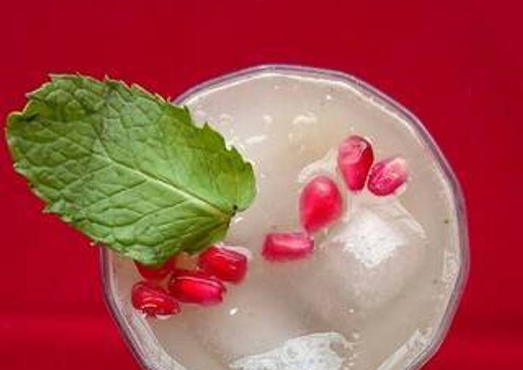 Step-by-Step Guide to Make Ultimate Cucumber pomegranate punch