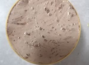 Una foto de Mousse de chocolate oaxaqueño con mezcal