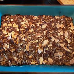 A picture of Kenns' Apple crisp.