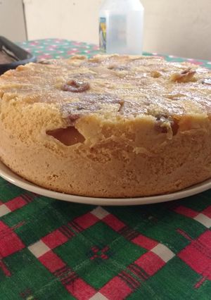 Una foto de Torta invertida de fruta