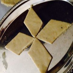 A picture of Kaju Katli.
