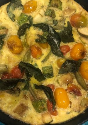Una foto de Fritatta de vegetales 🍅 🌽