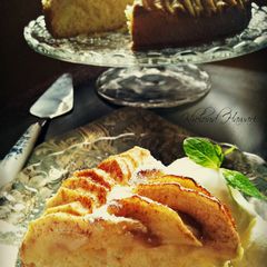 A picture of Apple Cake Bread.
