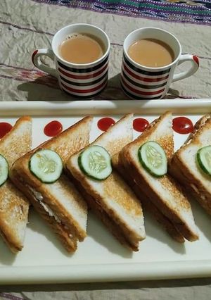 A picture of Curd Vegetable Sandwich.