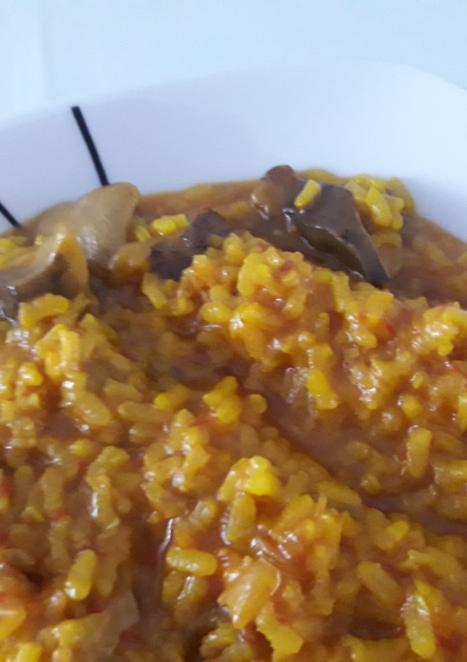 Una foto de Arroz con gurumelos