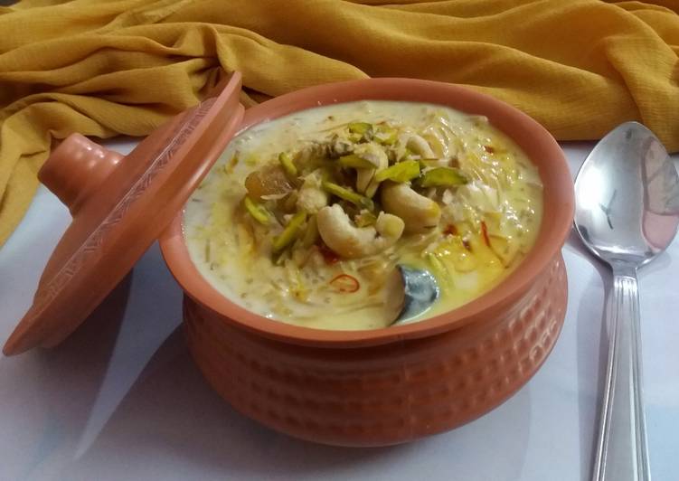 Easiest Way to Prepare Homemade Vermicelli Oats dessert.