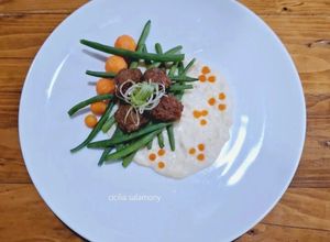 Foto resep Bola - Bola Daging Saus Putih
