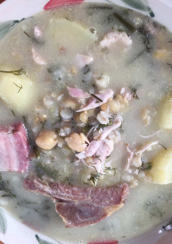 Una foto de Olla de trigo e hinojos