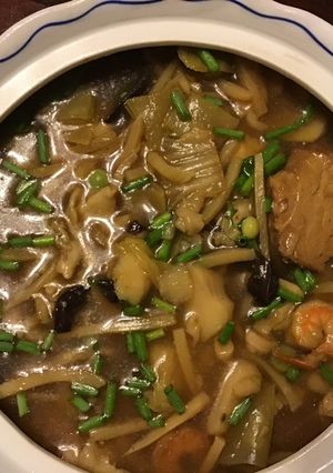 A picture of California Farm Wonton Dinner Soup.