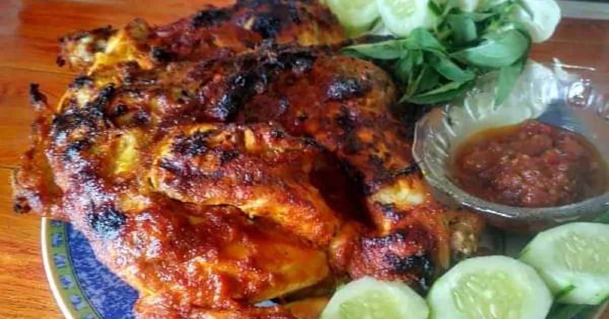 Resep Ayam panggang Madiun  oleh Nora Medhioen Cookpad