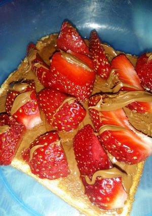 Φωτογραφία της συνταγής Γλυκό πρωινό!🍓🍫