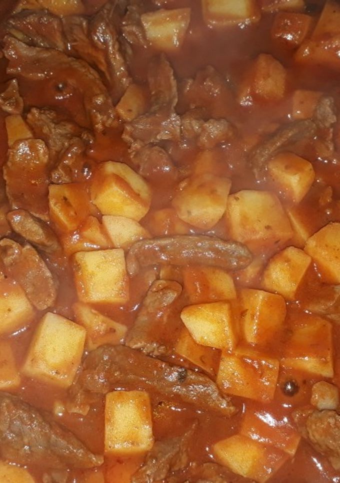 Una foto de Guiso de papa y carne