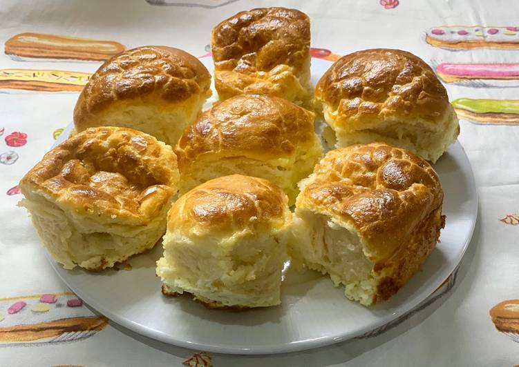 Bollos de leche y queso
