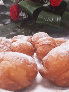 Una foto de Buñuelos de yogurt