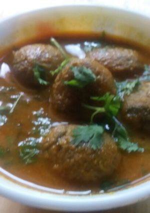 A picture of Raw banana kofta (kache kele ka kofta).