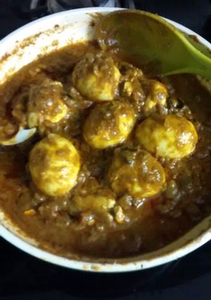 A picture of Egg thiyyal.