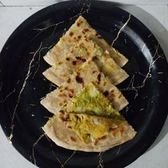 Kand and peas paratha A picture of Kand and peas paratha.