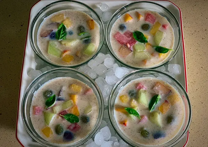 Cómo Preparar  Sopa fría de coco y fruta (Ha qua dam)