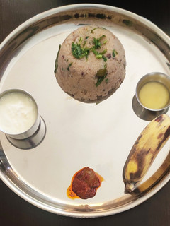 கோவை ஸ்பெஷல் கோதுமைை ரவை உப்புமா (Kovai special wheat rava upma) செய்முறை முக்கிய புகைப்படம்