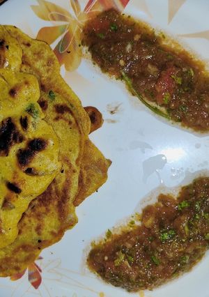 बेसन का चीला(besan ka cheela recipe in hindi) रेसिपी मुख्य फोटो