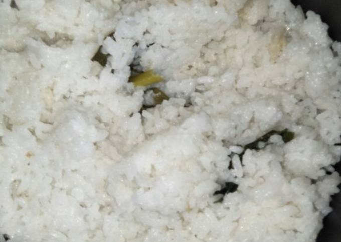 Resep Nasi Gurih (dengan menggunakan Magic Com) Anti Gagal