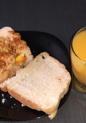 A picture of Fried Eggs.