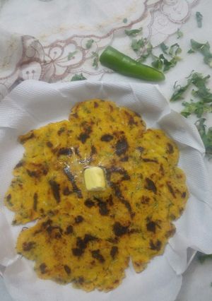 A picture of Makki ki roti.