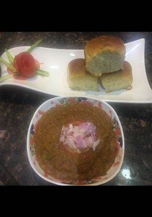 A picture of Pav Bhaji.