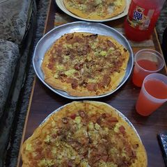 A picture of Jumbo vegeterian and meaty haiwaian.