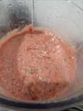 Molho de tomate caseiro com manjericão