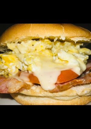 A picture of Brekkie Burger.